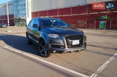 Внедорожник / Кроссовер Audi Q7 2015 в Киеве