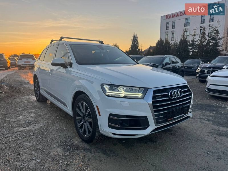 2017 Audi Q7, VIN WA1VABF70HD013218:plate — фото 1 (autoria)
