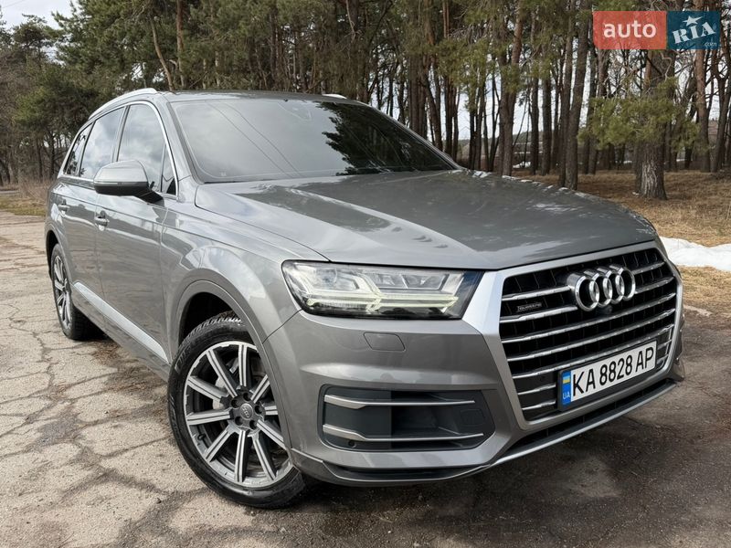Позашляховик / Кросовер Audi Q7 2016 в Охтирці