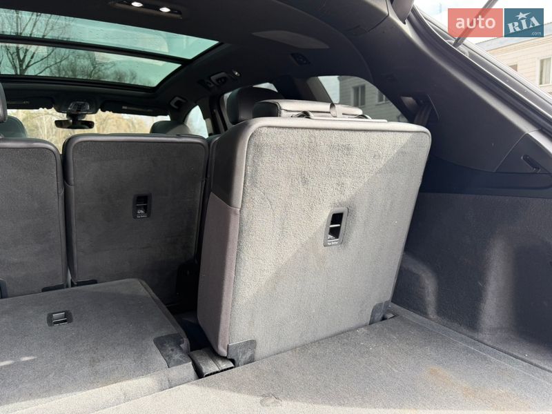 Позашляховик / Кросовер Audi Q7 2016 в Охтирці