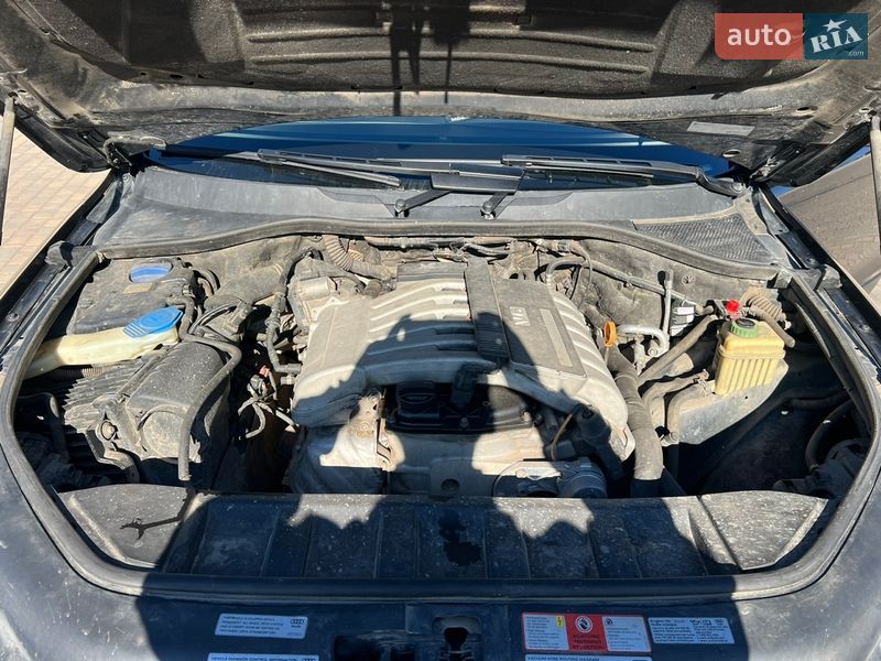 Позашляховик / Кросовер Audi Q7 2008 в Білгороді-Дністровському