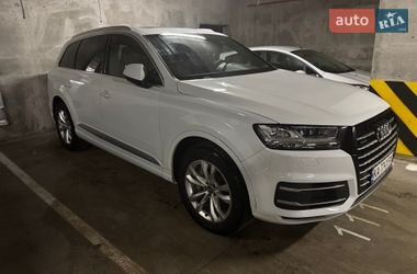 Позашляховик / Кросовер Audi Q7 2019 в Києві
