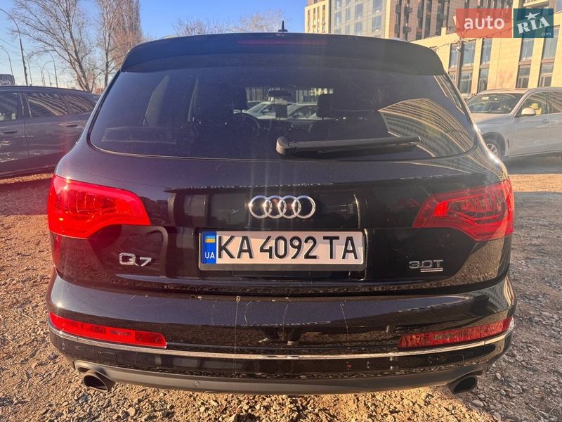 Внедорожник / Кроссовер Audi Q7 2014 в Киеве