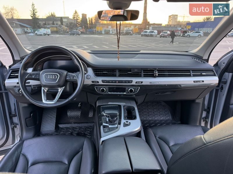 Позашляховик / Кросовер Audi Q7 2017 в Житомирі