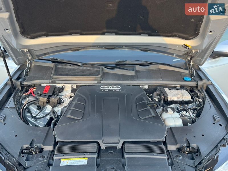 Позашляховик / Кросовер Audi Q7 2017 в Житомирі
