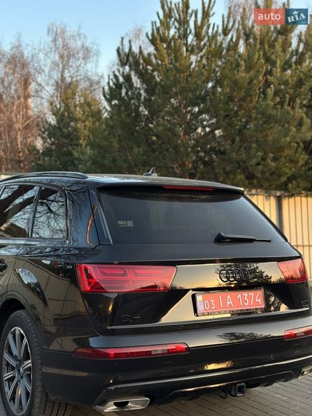 Внедорожник / Кроссовер Audi Q7 2017 в Луцке