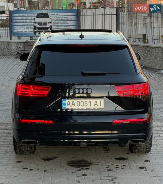 Внедорожник / Кроссовер Audi Q7 2017 в Белой Церкви