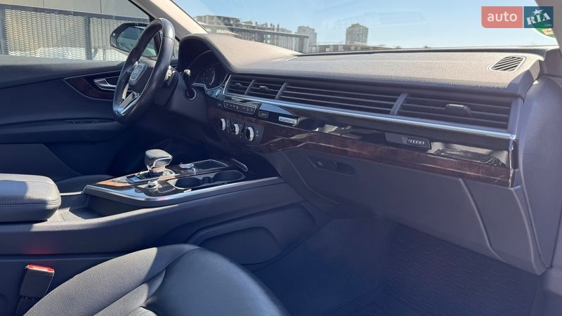 Внедорожник / Кроссовер Audi Q7 2017 в Киеве