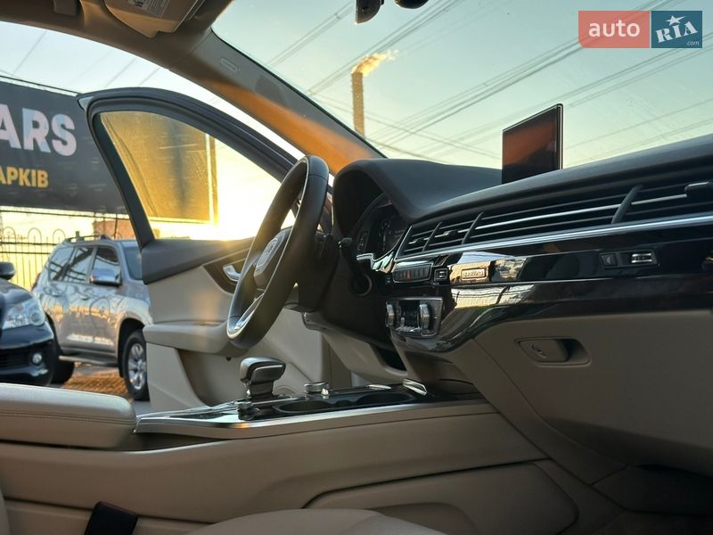 Позашляховик / Кросовер Audi Q7 2018 в Харкові фото 29 Позашляховик / Кросовер Audi Q7 2018 в Харкові