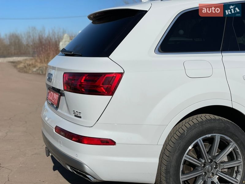 Внедорожник / Кроссовер Audi Q7 2018 в Ивано-Франковске