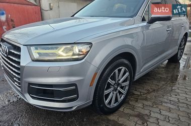 Позашляховик / Кросовер Audi Q7 2019 в Стрию