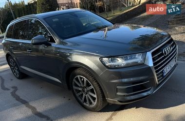 Внедорожник / Кроссовер Audi Q7 2017 в Киеве