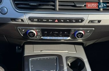 Внедорожник / Кроссовер Audi Q7 2017 в Киеве