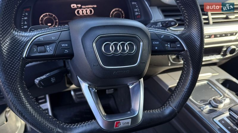 Внедорожник / Кроссовер Audi Q7 2017 в Киеве