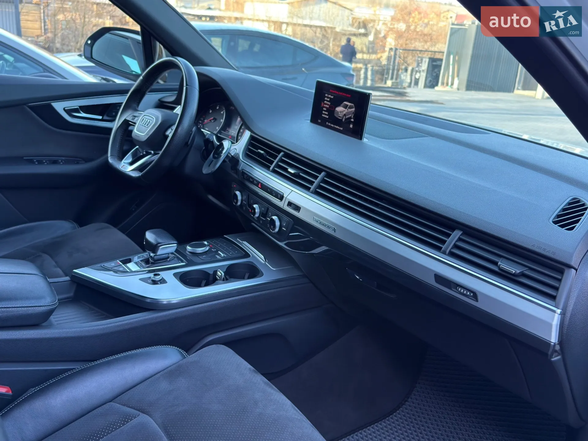 2017 Audi Q7 - мініатюра 12