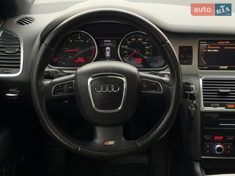 Внедорожник / Кроссовер Audi Q7 2010 в Киеве