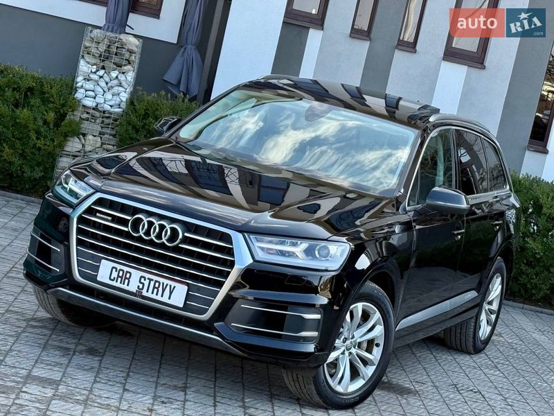 Позашляховик / Кросовер Audi Q7 2018 в Стрию