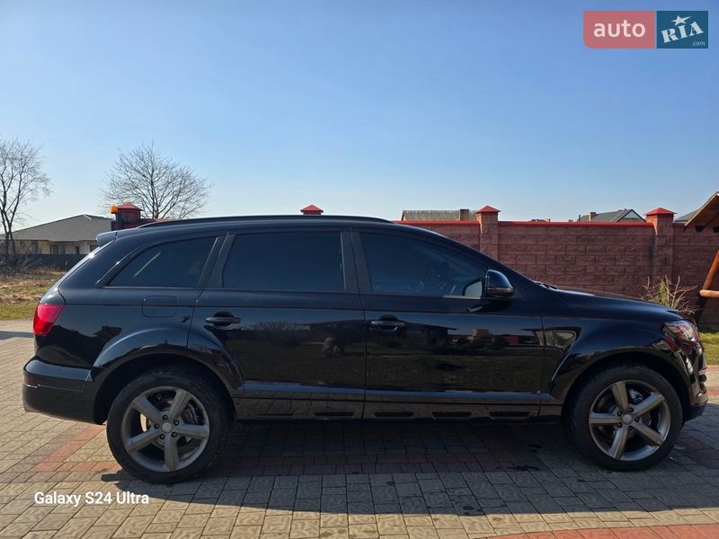 Внедорожник / Кроссовер Audi Q7 2014 в Любомле
