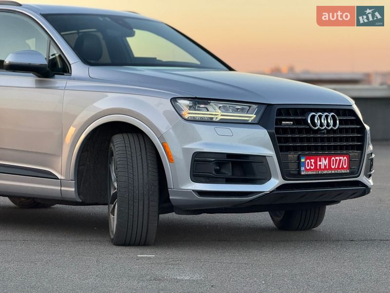 Позашляховик / Кросовер Audi Q7 2017 в Києві