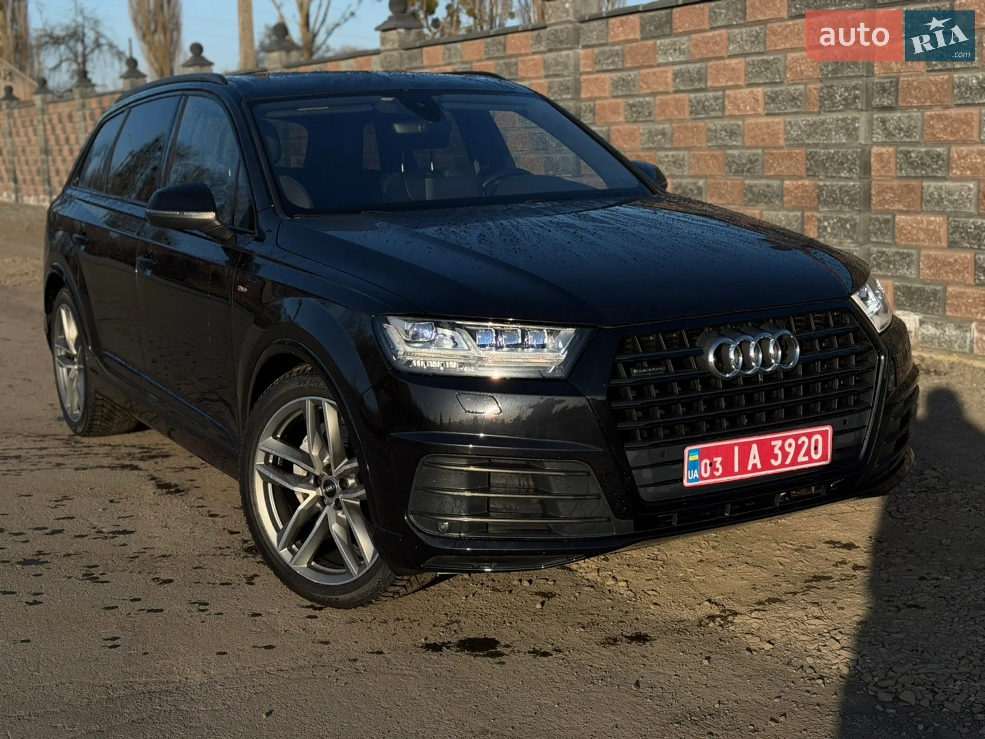 2018 Audi Q7 - фото 1