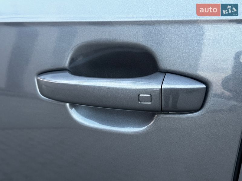 Позашляховик / Кросовер Audi Q7 2019 в Львові