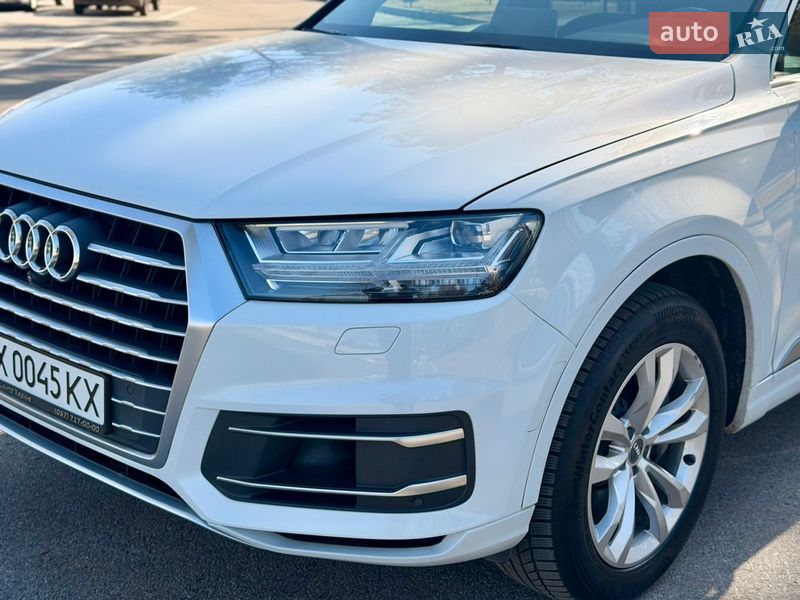 Внедорожник / Кроссовер Audi Q7 2018 в Харькове
