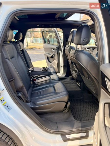 Внедорожник / Кроссовер Audi Q7 2018 в Харькове