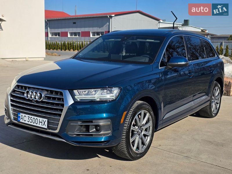 Позашляховик / Кросовер Audi Q7 2018 в Луцьку