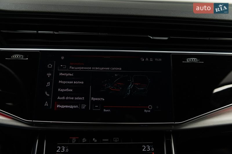 Позашляховик / Кросовер Audi Q7 2021 в Мукачевому