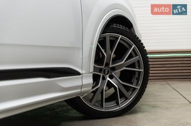 Позашляховик / Кросовер Audi Q7 2021 в Мукачевому