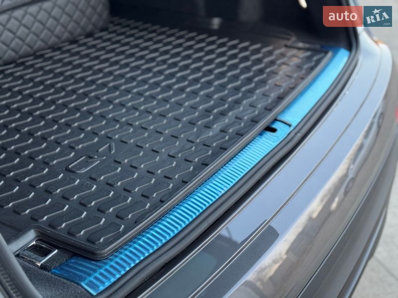 Внедорожник / Кроссовер Audi Q7 2023 в Сарнах фото 31 Внедорожник / Кроссовер Audi Q7 2023 в Сарнах