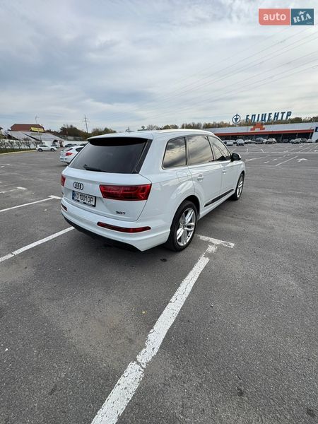 Внедорожник / Кроссовер Audi Q7 2018 в Ужгороде