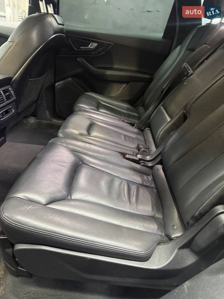 Внедорожник / Кроссовер Audi Q7 2017 в Житомире