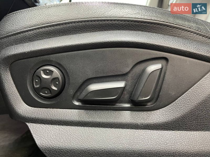 Позашляховик / Кросовер Audi Q7 2017 в Києві