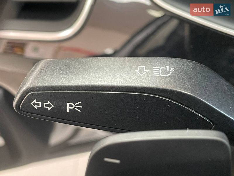 Позашляховик / Кросовер Audi Q7 2017 в Києві