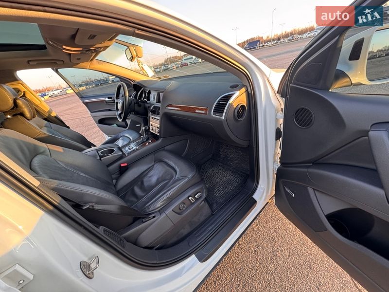 Внедорожник / Кроссовер Audi Q7 2015 в Львове