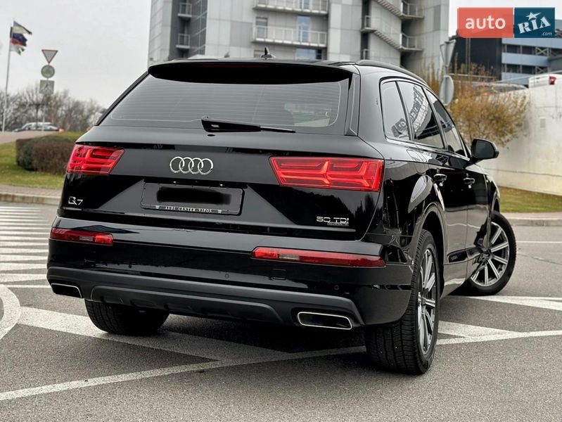 Позашляховик / Кросовер Audi Q7 2019 в Києві
