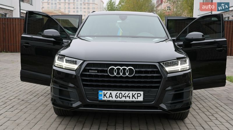 Позашляховик / Кросовер Audi Q7 2019 в Києві