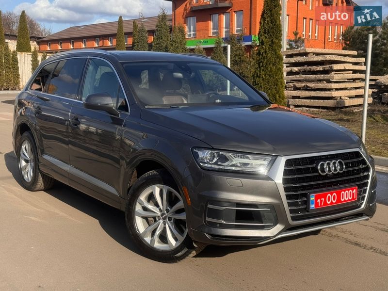 Внедорожник / Кроссовер Audi Q7 2019 в Лубнах