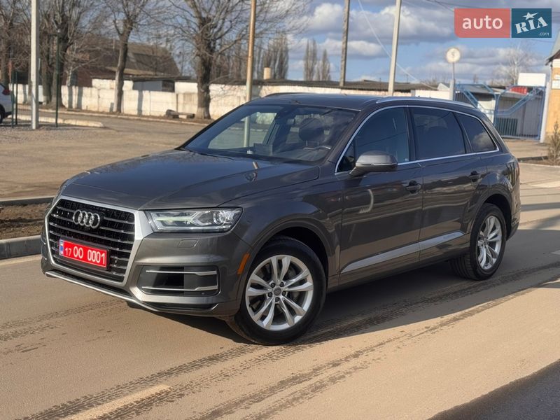 Внедорожник / Кроссовер Audi Q7 2019 в Лубнах