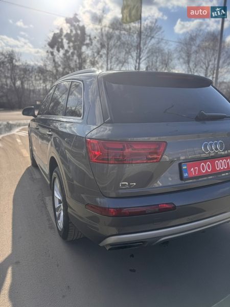 Внедорожник / Кроссовер Audi Q7 2019 в Лубнах