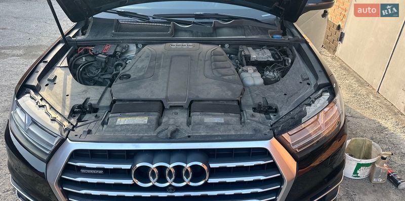 Внедорожник / Кроссовер Audi Q7 2019 в Полтаве