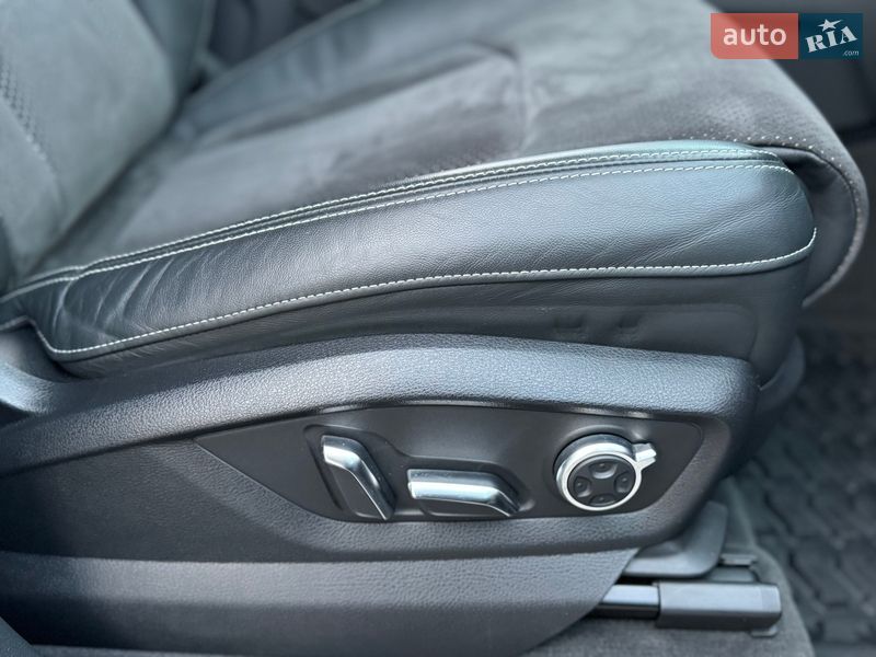 Внедорожник / Кроссовер Audi Q7 2018 в Киеве