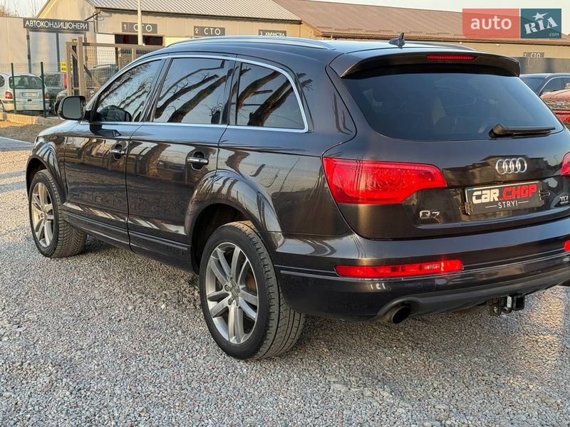Позашляховик / Кросовер Audi Q7 2010 в Стрию