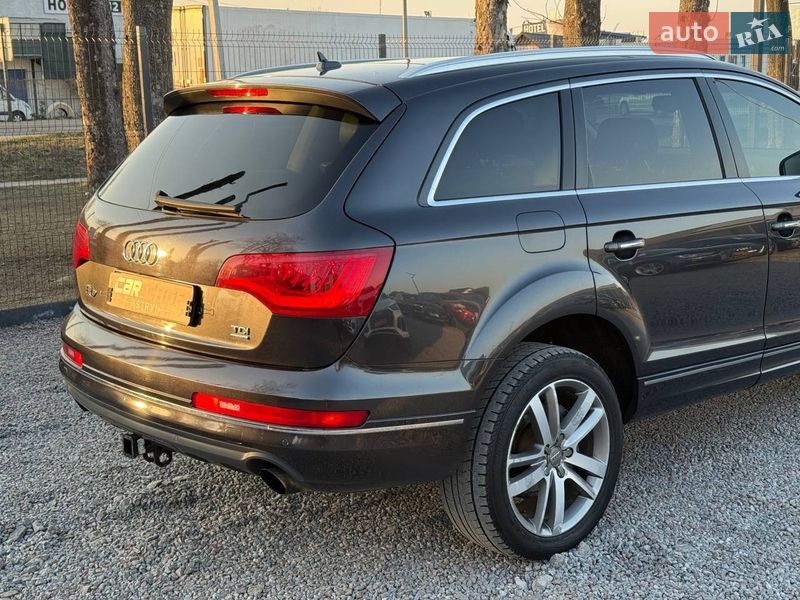 Позашляховик / Кросовер Audi Q7 2010 в Стрию