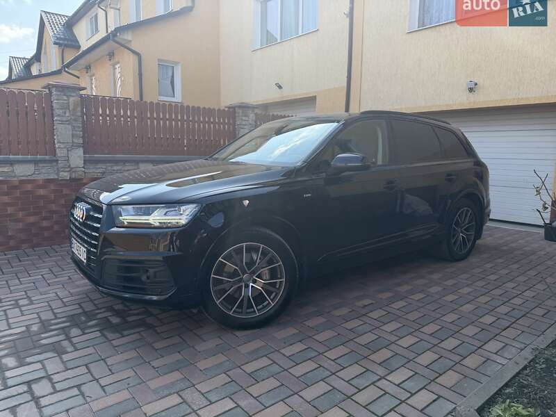 Внедорожник / Кроссовер Audi Q7 2018 в Хмельницком