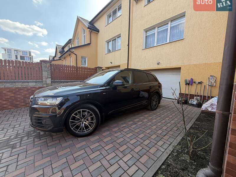 Внедорожник / Кроссовер Audi Q7 2018 в Хмельницком