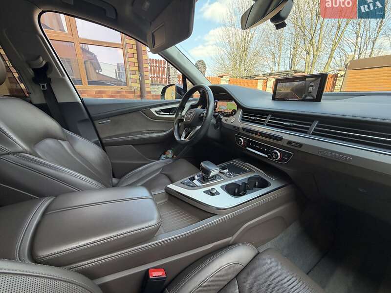 Внедорожник / Кроссовер Audi Q7 2018 в Хмельницком