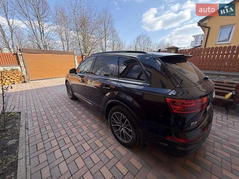 Внедорожник / Кроссовер Audi Q7 2018 в Хмельницком