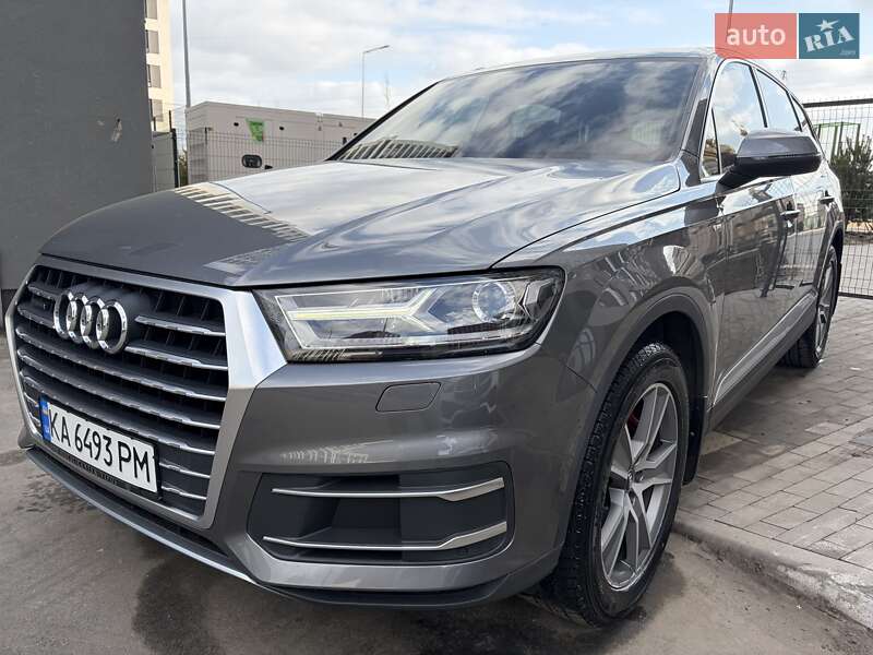Внедорожник / Кроссовер Audi Q7 2016 в Киеве